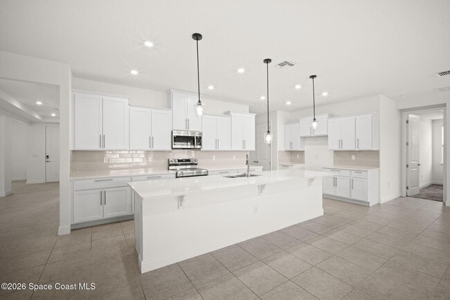 Building Photo - 6185 Moonrise Dr