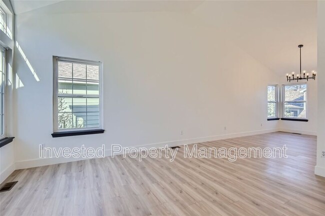 Building Photo - 17329 Paoli Way