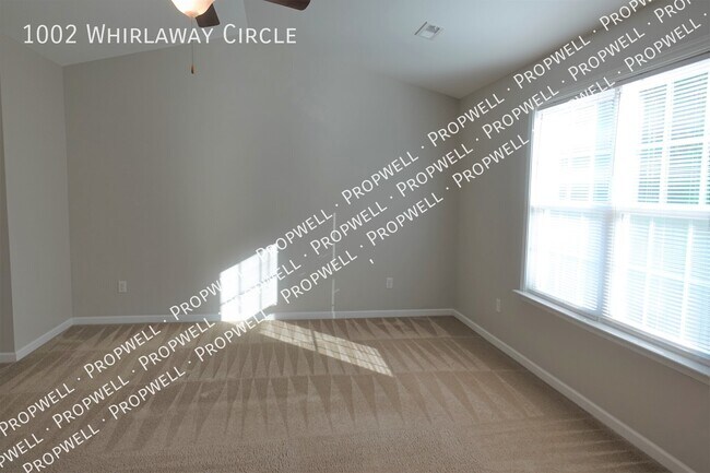 Building Photo - 1002 Whirlaway Cir