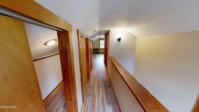 Building Photo - 1 Dresden Ct