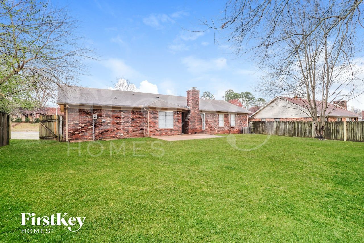 Building Photo - 3349 Lynchburg St
