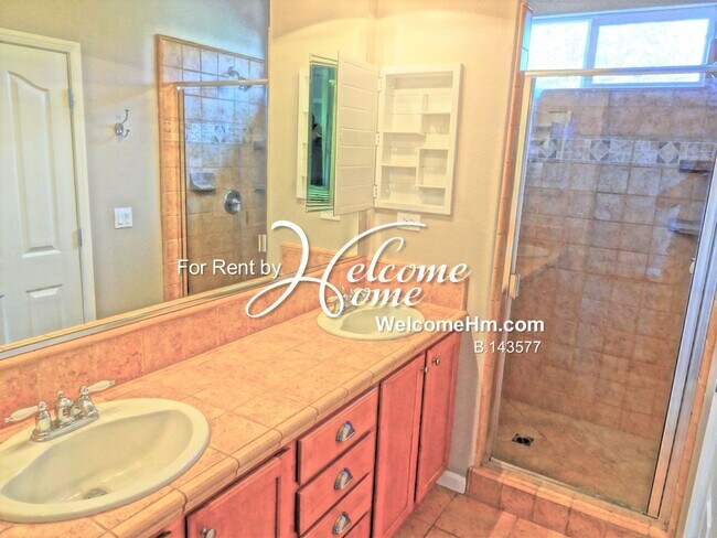 Building Photo - 481 Miesque Ct