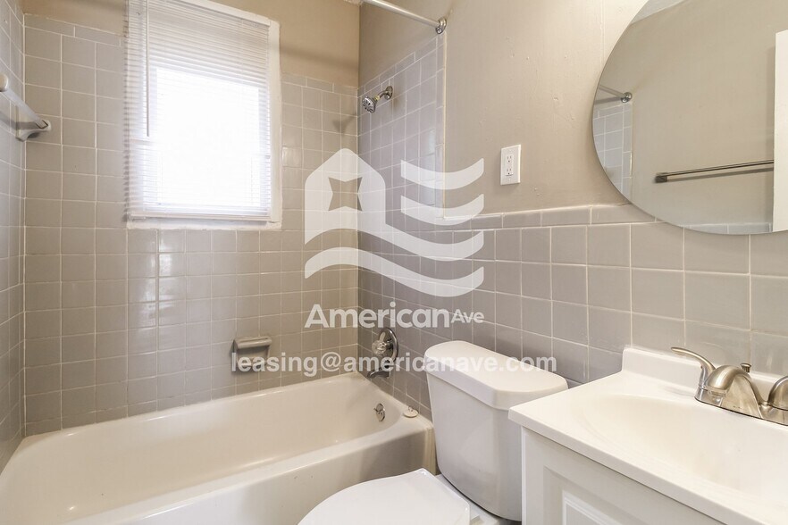 Building Photo - 3275 Mary Dr