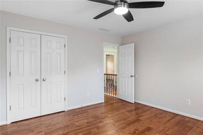 Building Photo - 560 Kimball Crest Ct