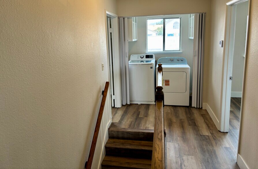 Building Photo - 1316 Wheatland Way