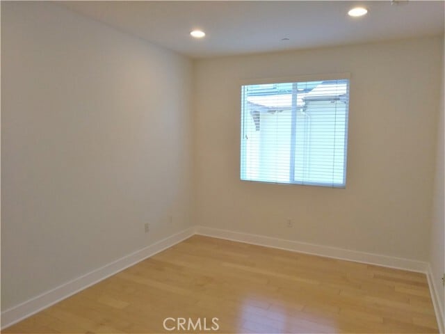 Building Photo - 6300 Honolulu Ave
