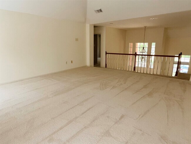 Building Photo - 3306 Vista Lake Dr