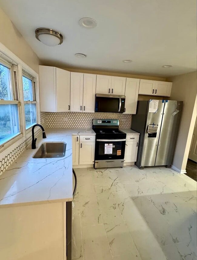 Building Photo - 1338 Jill Terrace