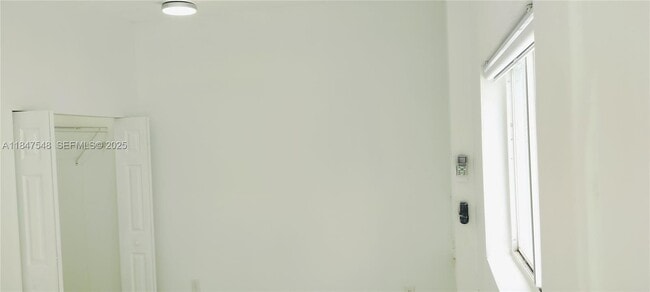 Building Photo - 14552 SW 158th Ct