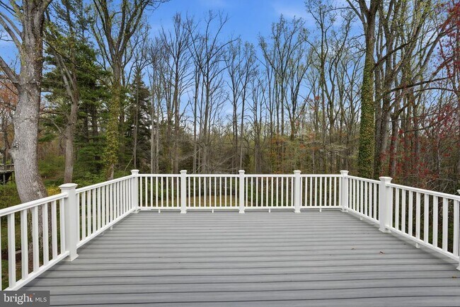 Building Photo - 3515 Devon Dr