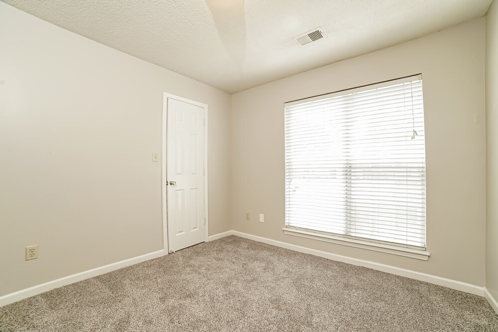 Building Photo - 4078 Shadow Glen Dr