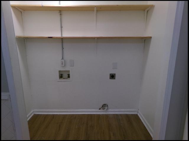 Building Photo - 2107 Muldrow Dr