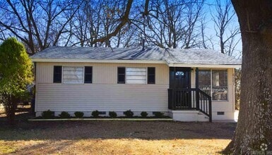Building Photo - 6501 Pecan Ave