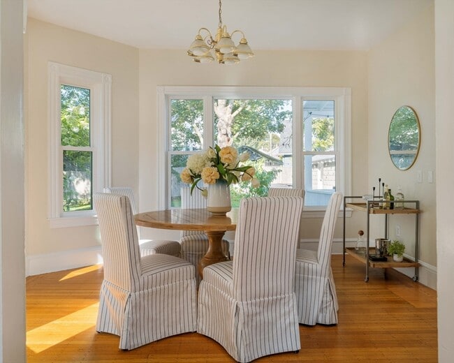 Building Photo - 87 College Ave