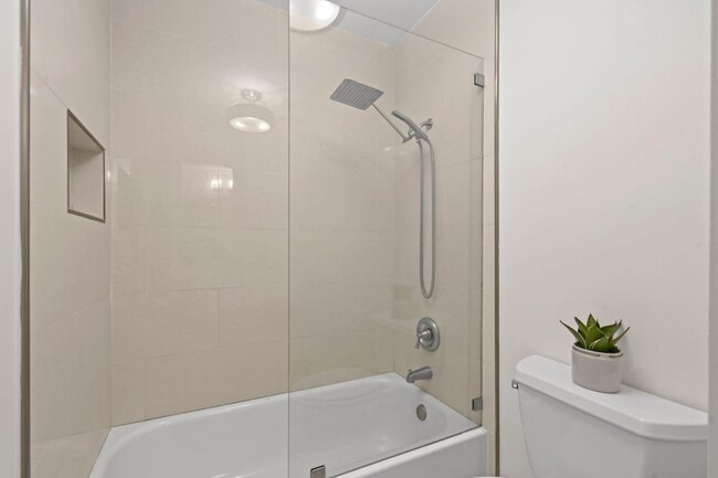 Building Photo - 61 Dorchester Cir