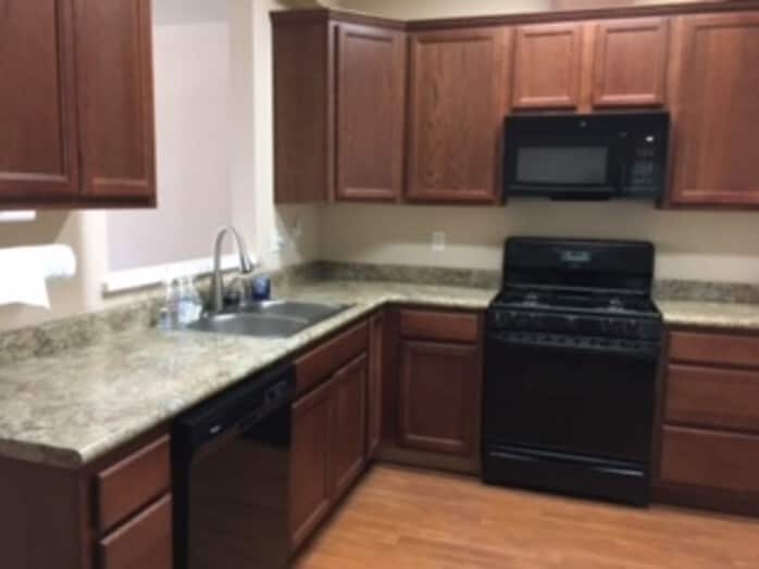 Kitchen - 829 Domain Way