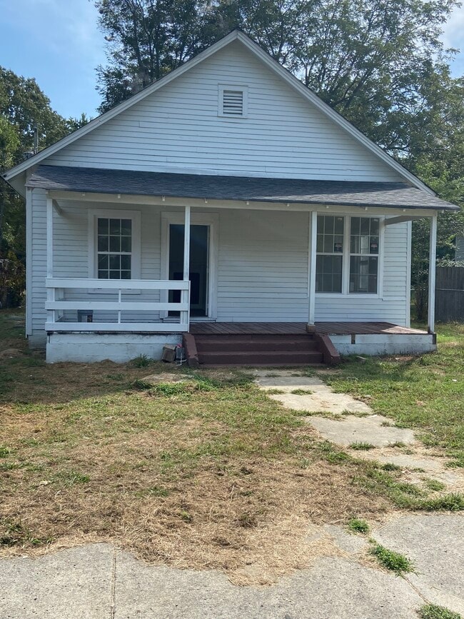 Primary Photo - 114 N Missouri St