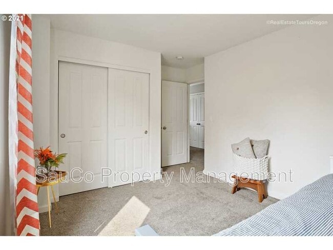 Building Photo - 5032 SW 207th Pl