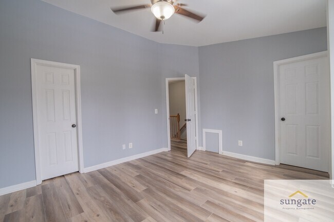 Building Photo - 113 Brightwater Dr