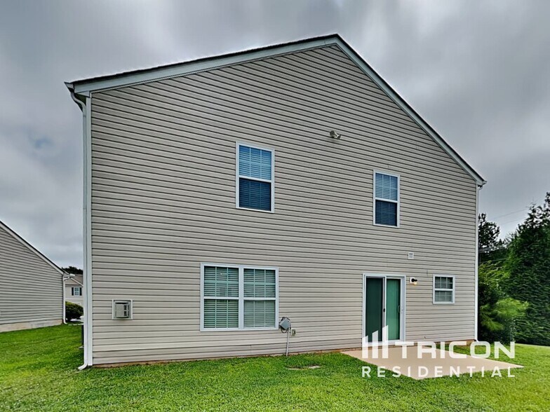 Building Photo - 103 Harvest Pointe Dr