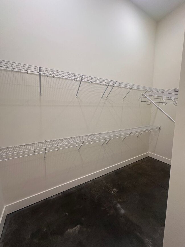 Building Photo - Basement Apartment 1BR/1BA New build in Clinton