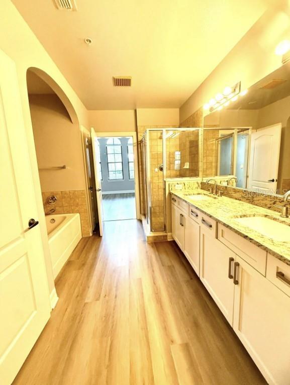 Building Photo - 509 Mirasol Cir