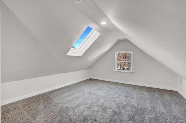 Building Photo - 37 Gould Rd