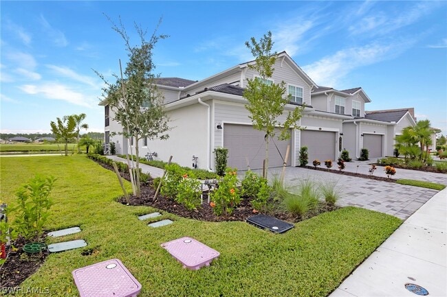 Building Photo - 15975 Grassland Ln