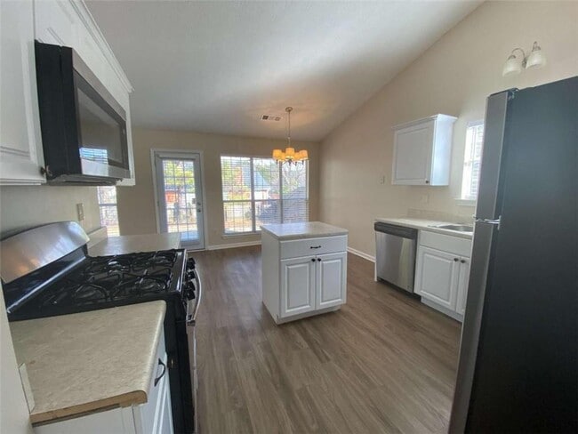 Building Photo - 1705 Westfield Ct NW