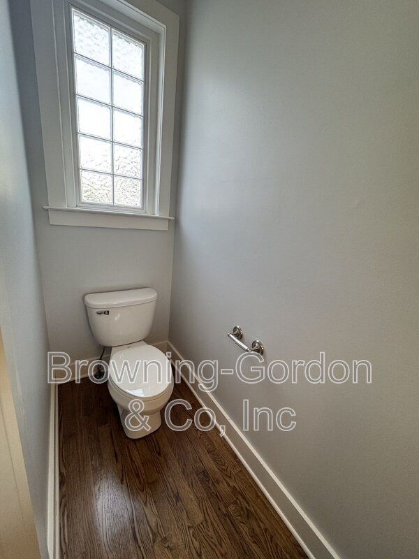 Building Photo - 1410 Caldwell Ave