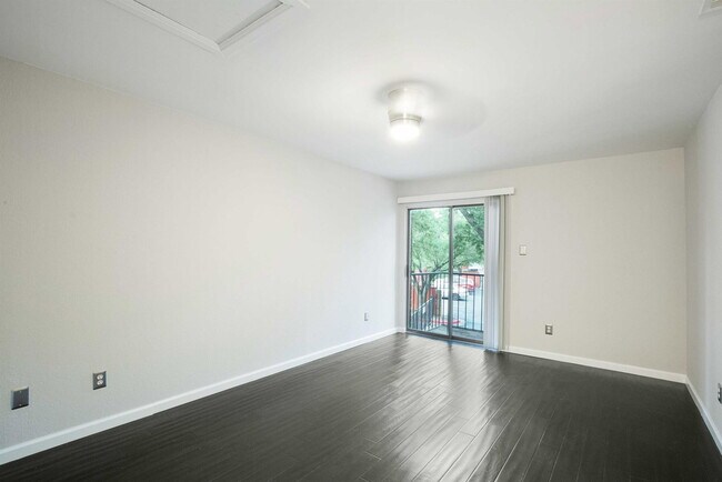 Building Photo - 7635 Guadalupe St