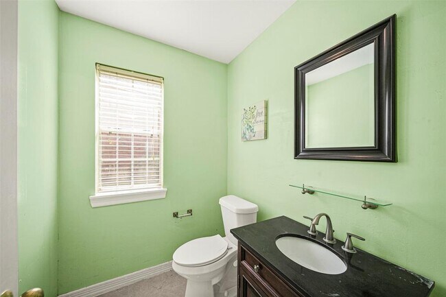 Building Photo - 4907 Canterbury Ln