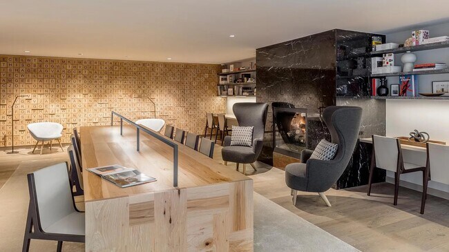 Building Photo - 1000 3rd St