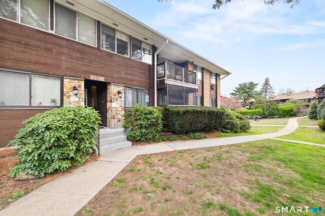 Building Photo - 154 Cold Spring Rd