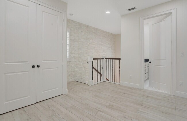 Building Photo - 138 Via Palma Ln