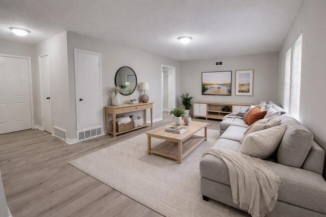 Building Photo - 3823 Rainford Dr