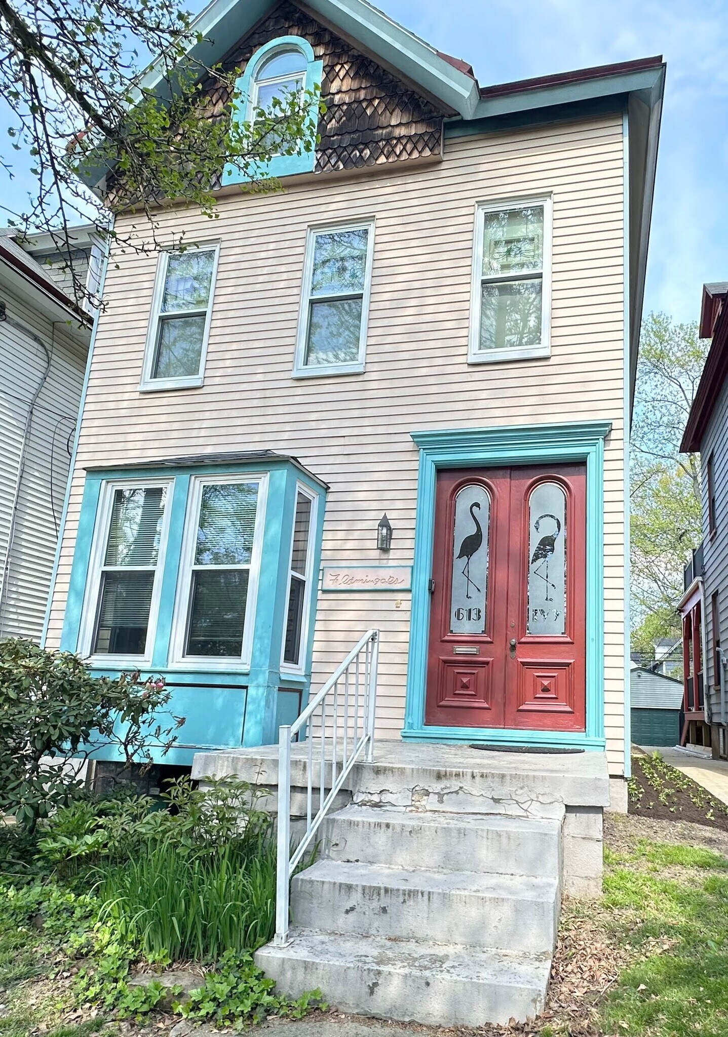 Building Photo - 613 Ivy St