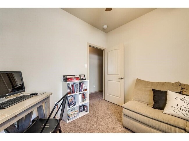 Building Photo - 313 Delgany Trail
