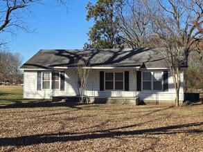 Building Photo - 3 Bed 1 Bath with Acreage