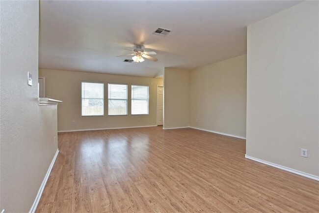 Building Photo - 401 Bandara Woods Blvd