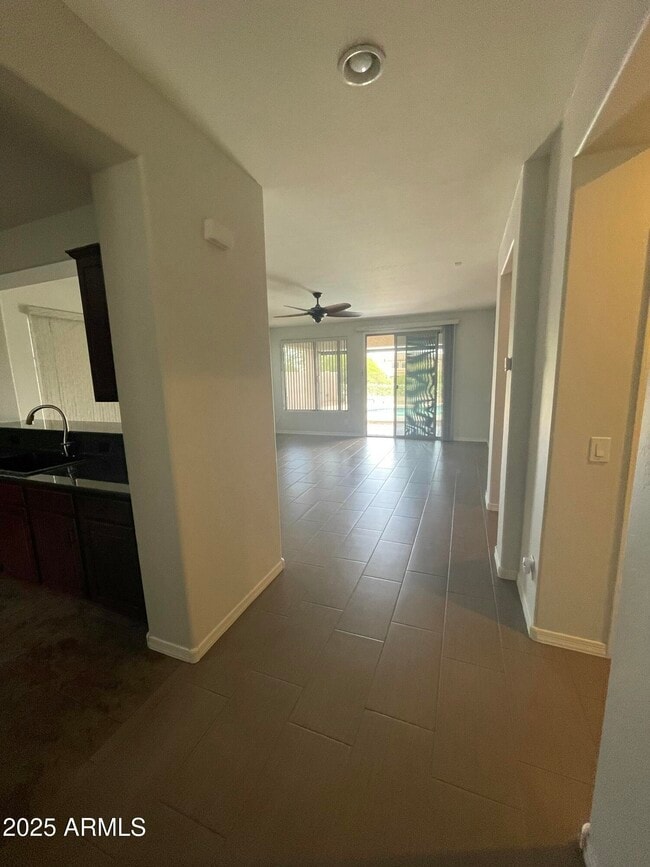 Building Photo - 3810 S Star Canyon Dr
