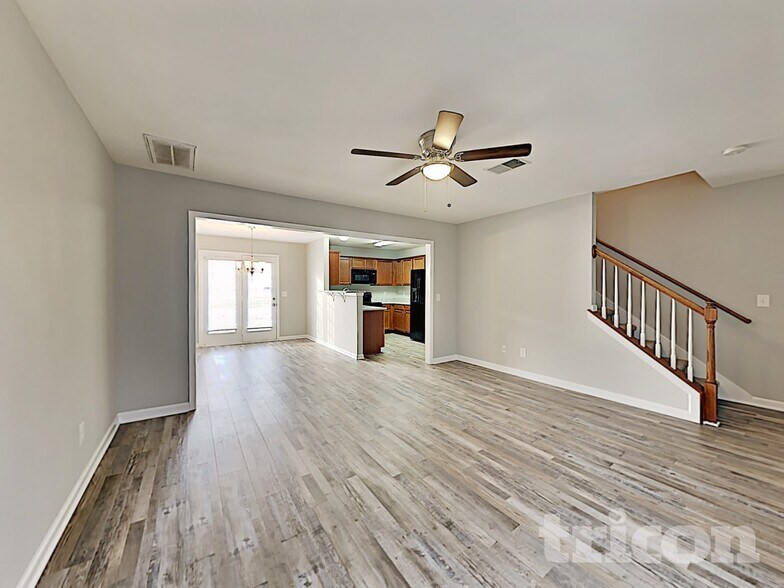 Building Photo - 232 Mary Joe Martin Dr
