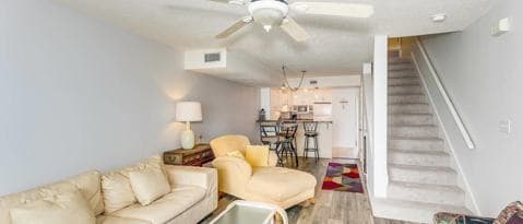 Building Photo - 1100 Fort Pickens Rd