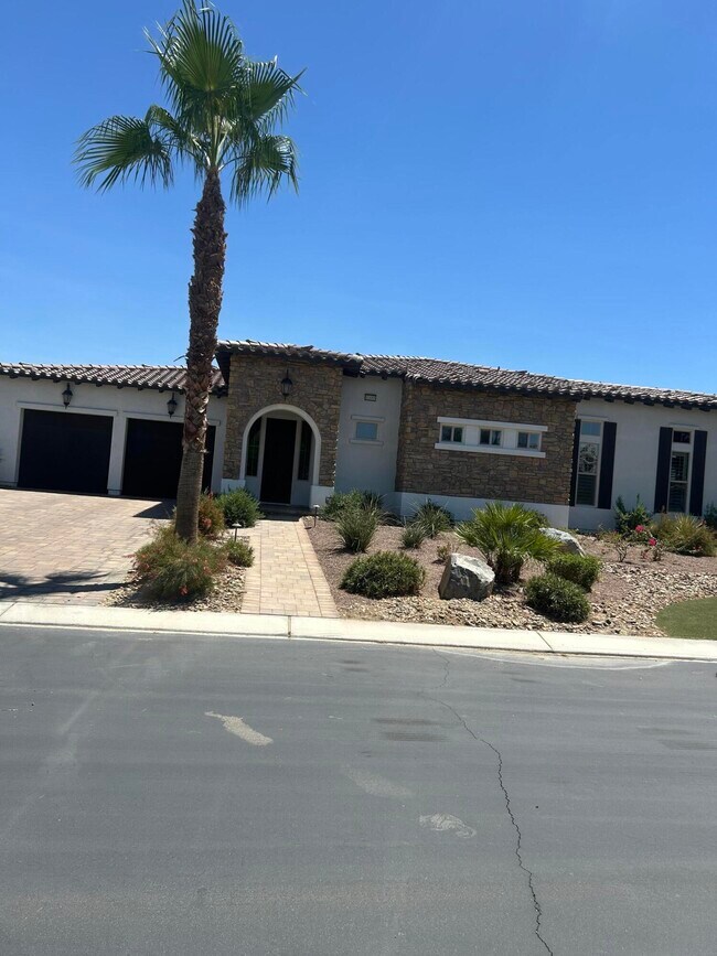 Building Photo - 81695-695 Thunder Gulch Way