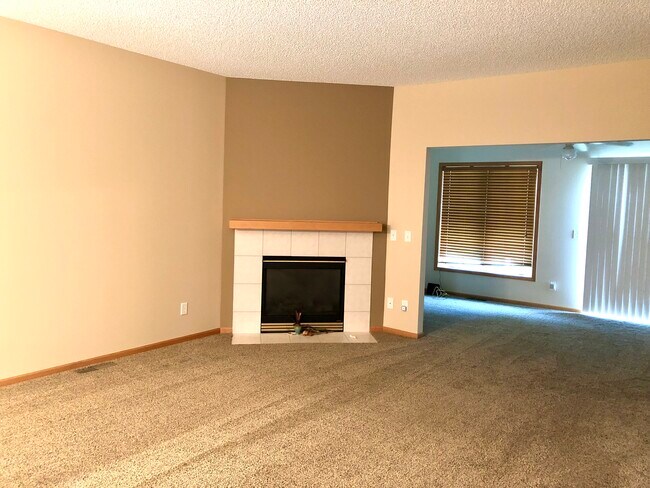 Building Photo - 20534 Cypress Dr