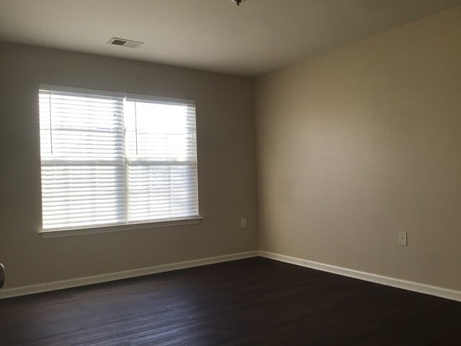 Building Photo - 14718 Watertrace Dr