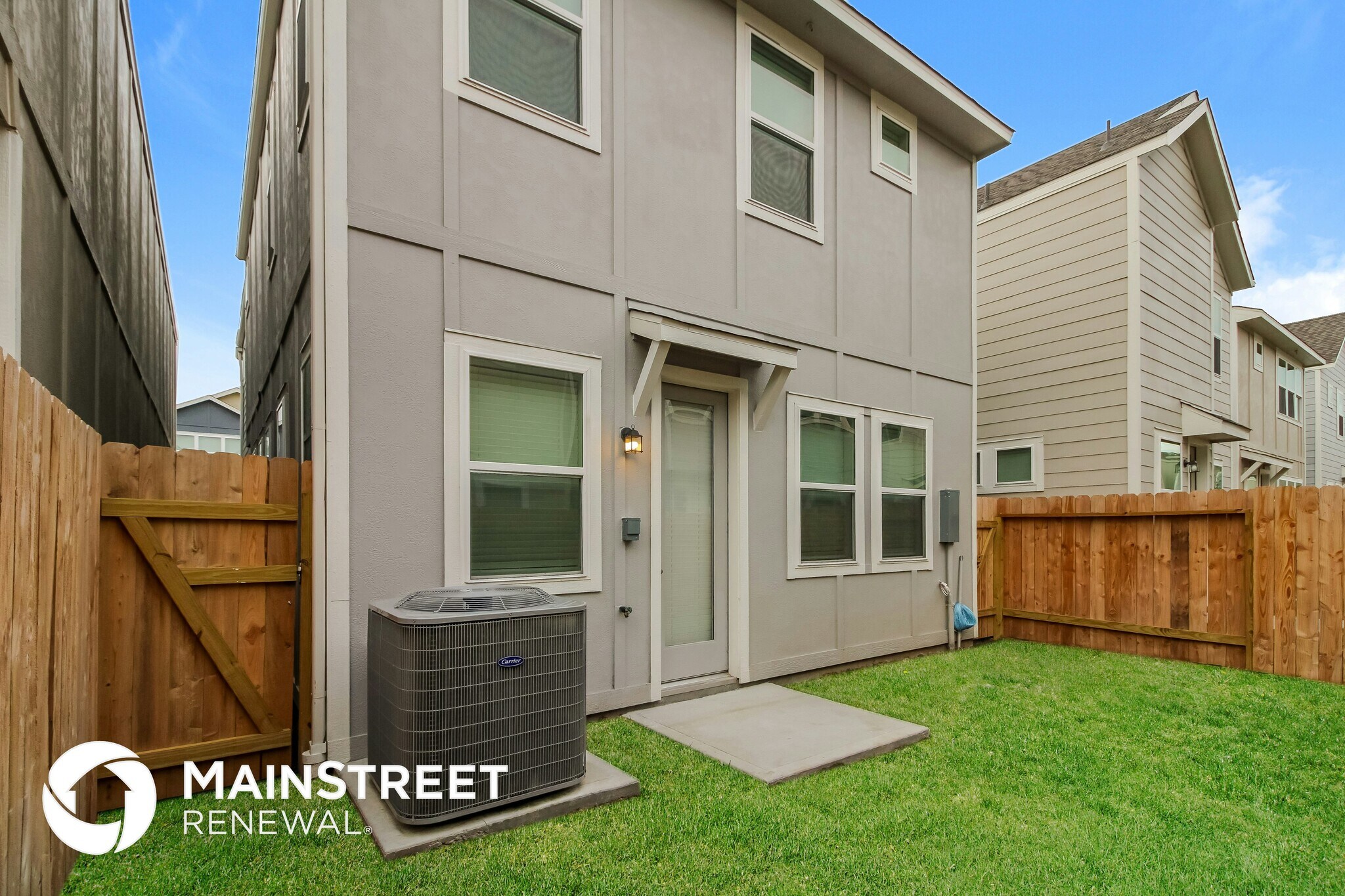 Building Photo - 9813 Falling Fern Ln