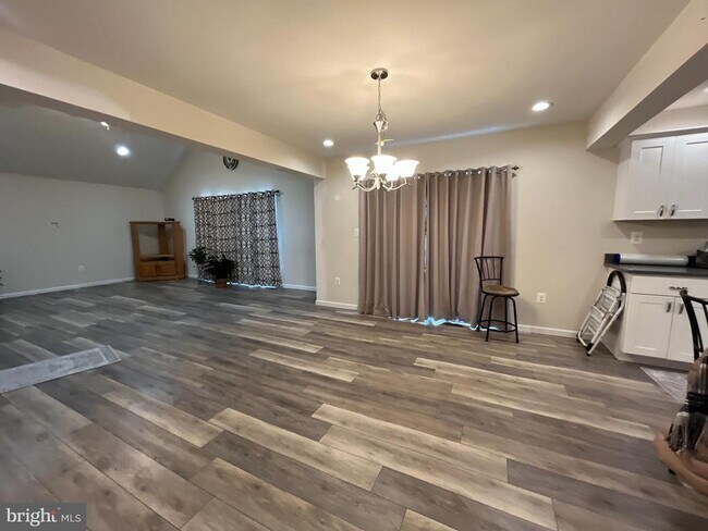 Building Photo - 13046 Monterey Ln