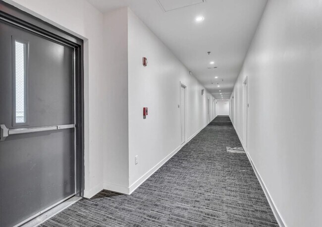 Building Photo - 1118 Litton Ave