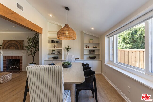 Building Photo - 3544 Gardenia Ave